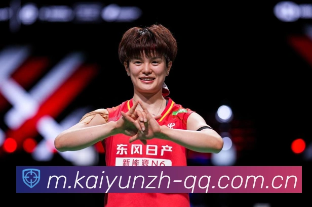 克戴维带领队演绎速度对阵技巧:冰球战术走势分析:最新赛事动态与深度分析 克戴维带领队演绎速度对阵技巧:冰球战术走势分析:最新赛事动态与深度分析